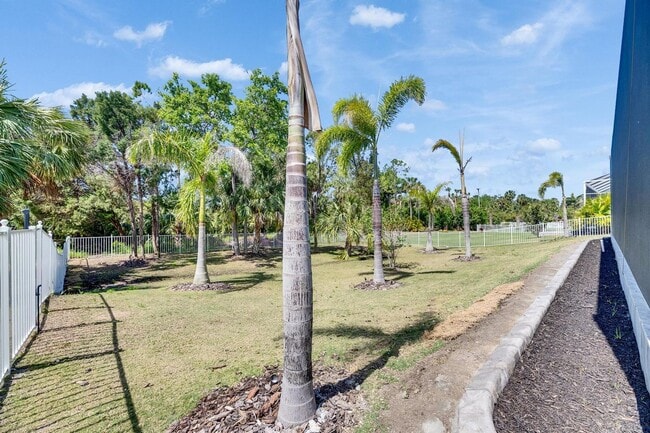 Building Photo - 706 Manns Harbor Dr