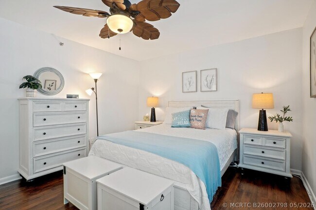 Building Photo - 950 Lavers Cir