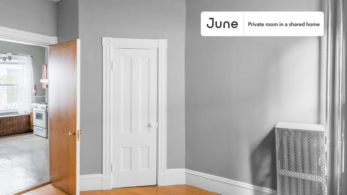 Building Photo - Room in Shared 5 bed/1 bath home