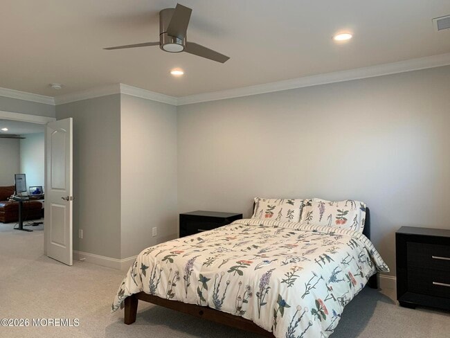 Building Photo - 67 Samjan Cir