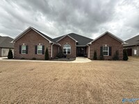 Building Photo - 17123 Stonegate Dr