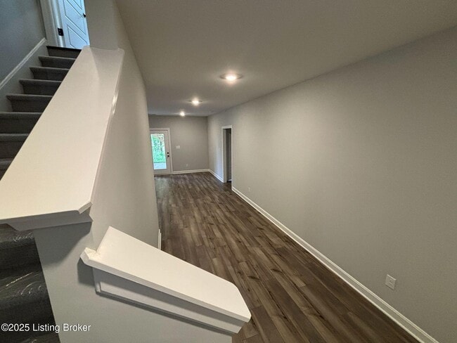 Building Photo - 14906 Durrfield Dr