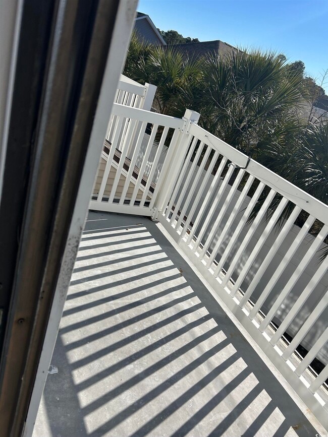 Building Photo - 800 Deer Creek Rd