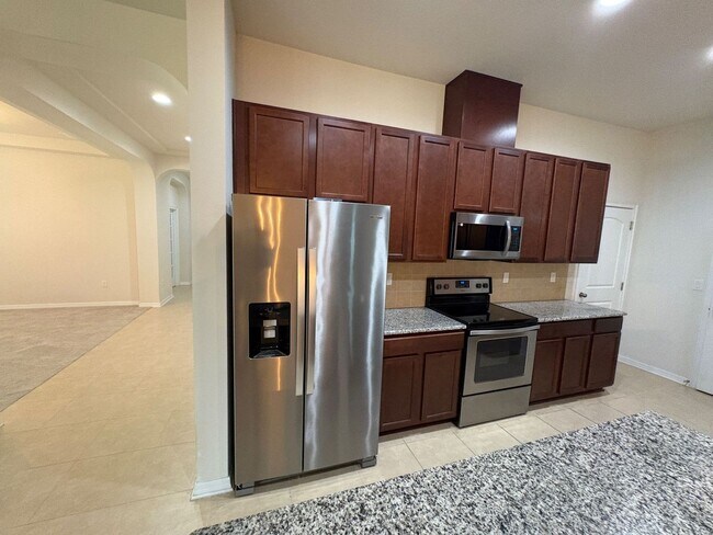 Building Photo - 50% OFF FIRST MONTH RENT* - 5 Bedroom 4 Ba...