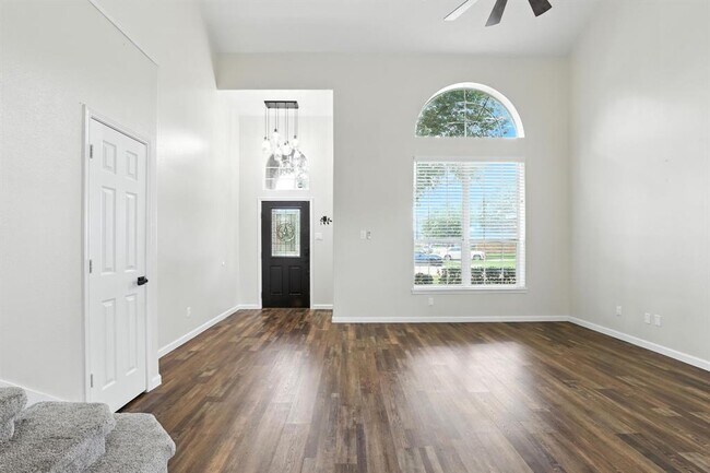 Building Photo - 8002 Blackcherry Ln