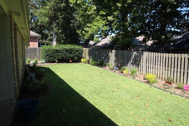 Building Photo - Coming Soon: 3 bedroom 2 bathroom home in Tyler!