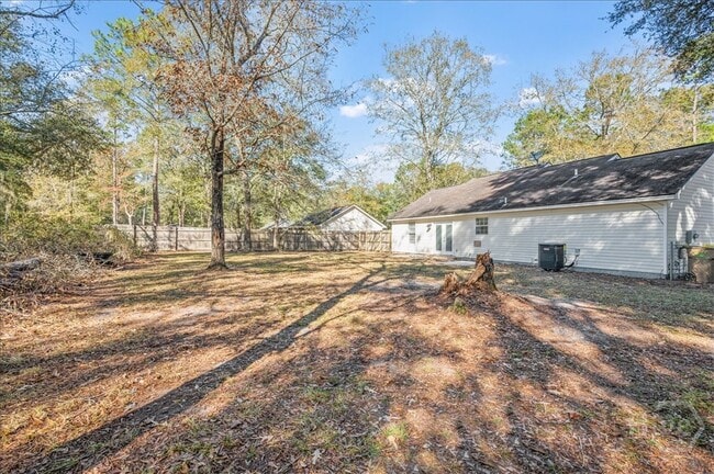 Building Photo - 479 Archer Rd