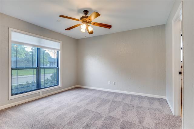 Building Photo - 6220 Glennox Ln