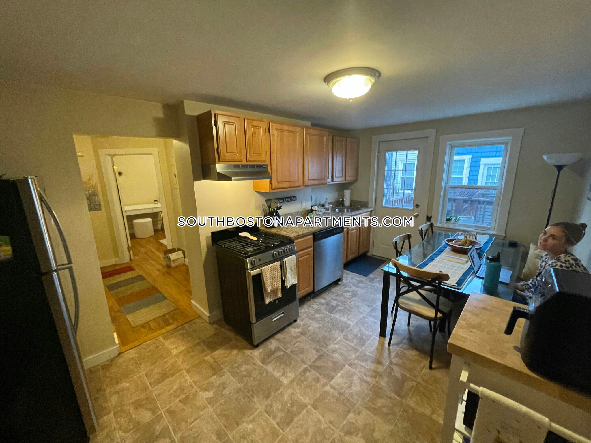 Building Photo - 266 Gold St