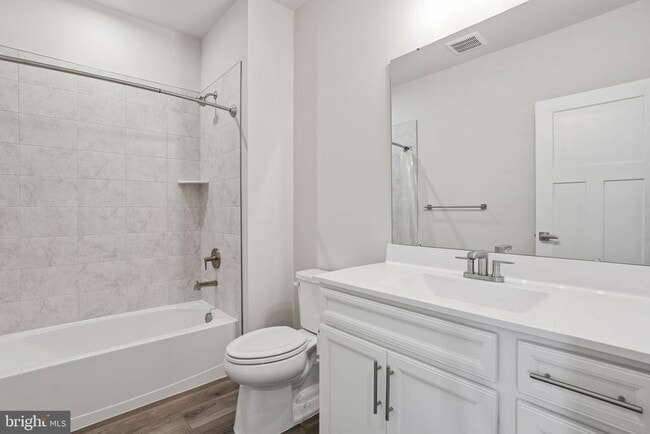 Building Photo - 42548 Invergordon Ter