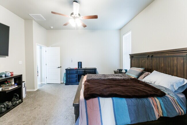 Building Photo - Spacious 4 Bed Home Near Frenship Schools | Modern Build | 2022 Construction