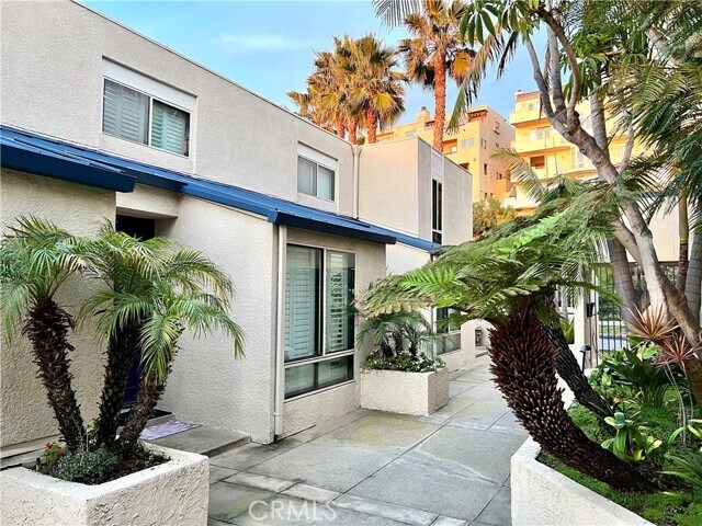 Primary Photo - 7301 Vista Del Mar Vis