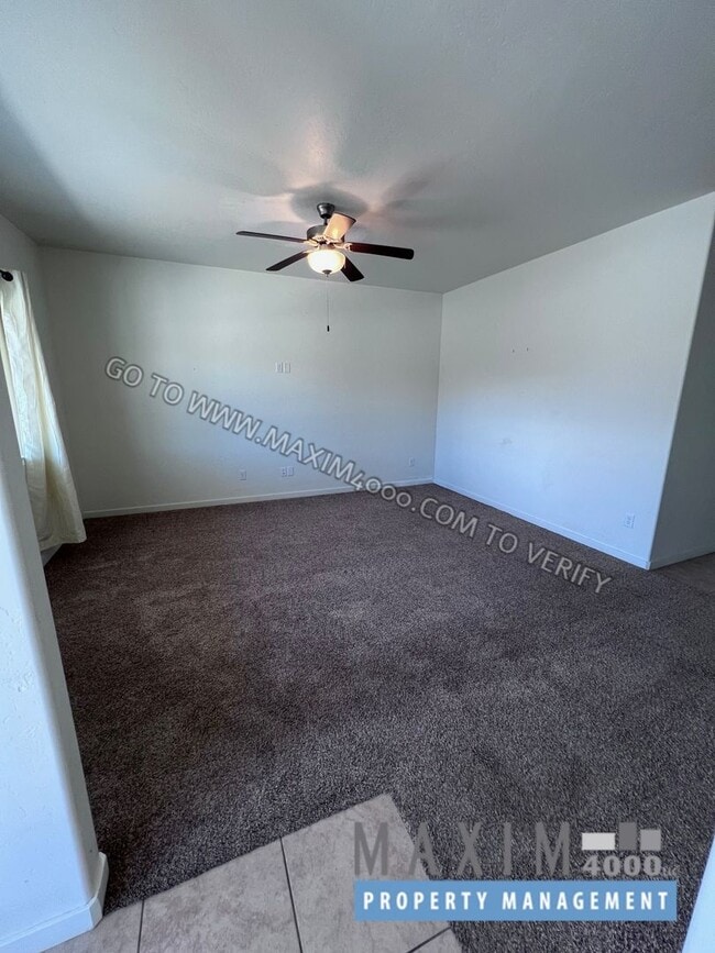 Building Photo - 389 White River Dr