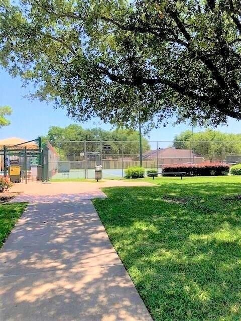 Building Photo - 19319 Lazy Valley Dr