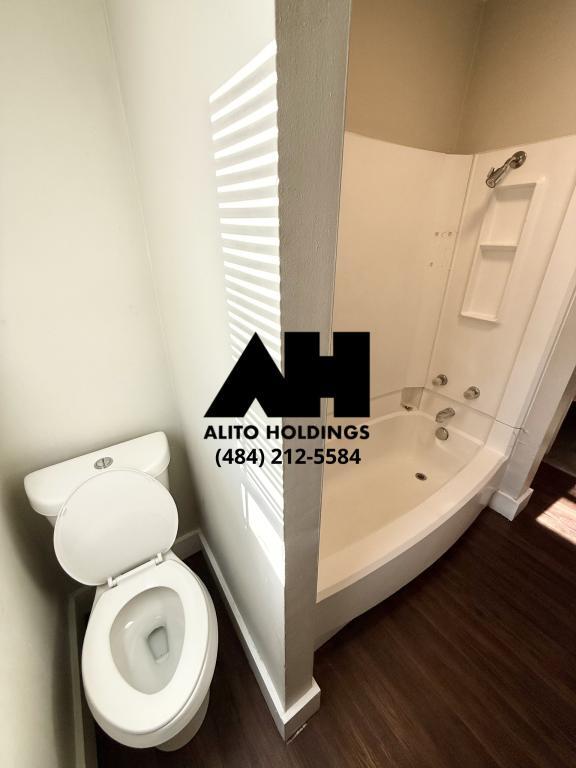 Building Photo - 1012 W Turner St