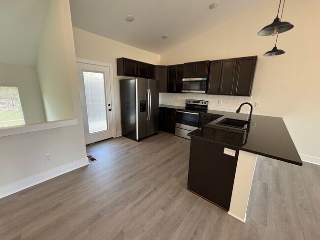 Building Photo - 5249/51 Chase