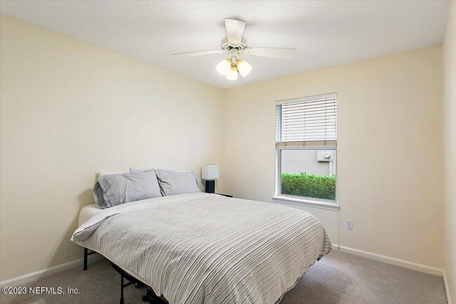Building Photo - 13775 Heathford Dr