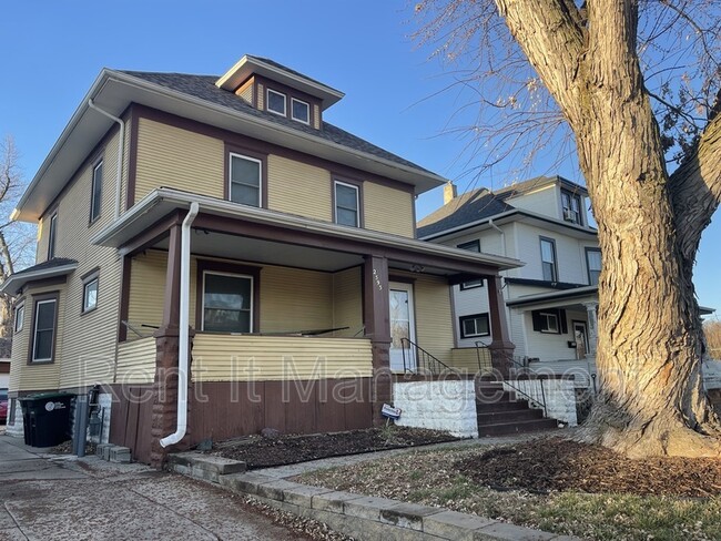 Building Photo - 2595 Evans St