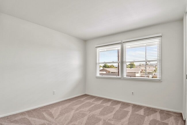 Building Photo - 700 S Yorba St