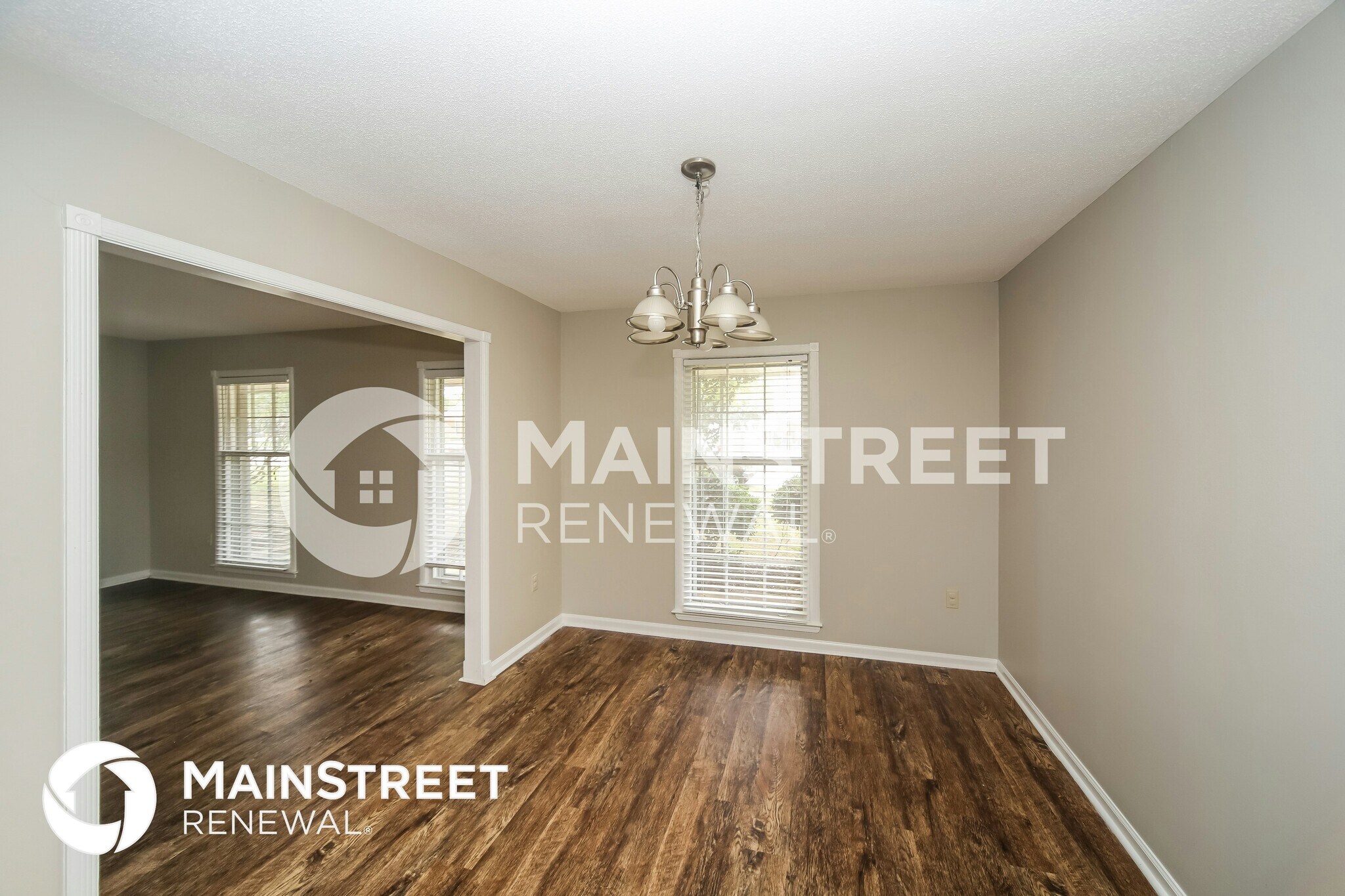 Building Photo - 3084 Kemper Dr