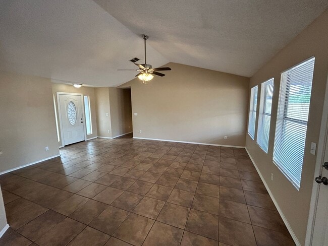 Building Photo - 6934 W Brown St