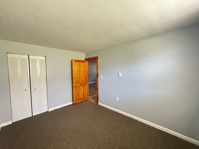 Building Photo - 177 Loudon Rd