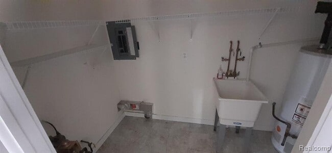 Building Photo - 1516 Marion Ave