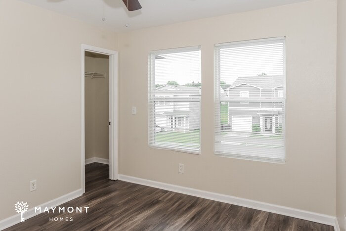 Building Photo - 152 Whitestone Dr NE