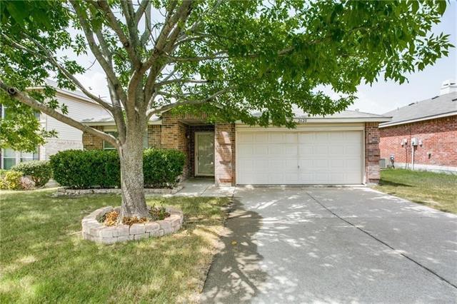 Primary Photo - 2620 Clear Brook Dr