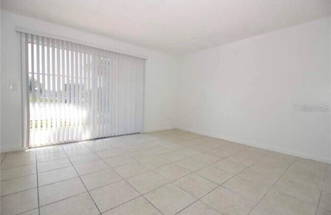 Building Photo - 2332 Huntington Green Ct