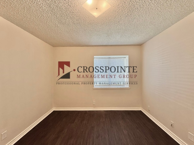 Building Photo - 4819 Gretna Green Ln