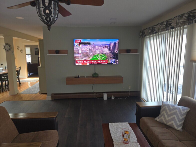 Building Photo - 78 Woodchuck Hill Rd