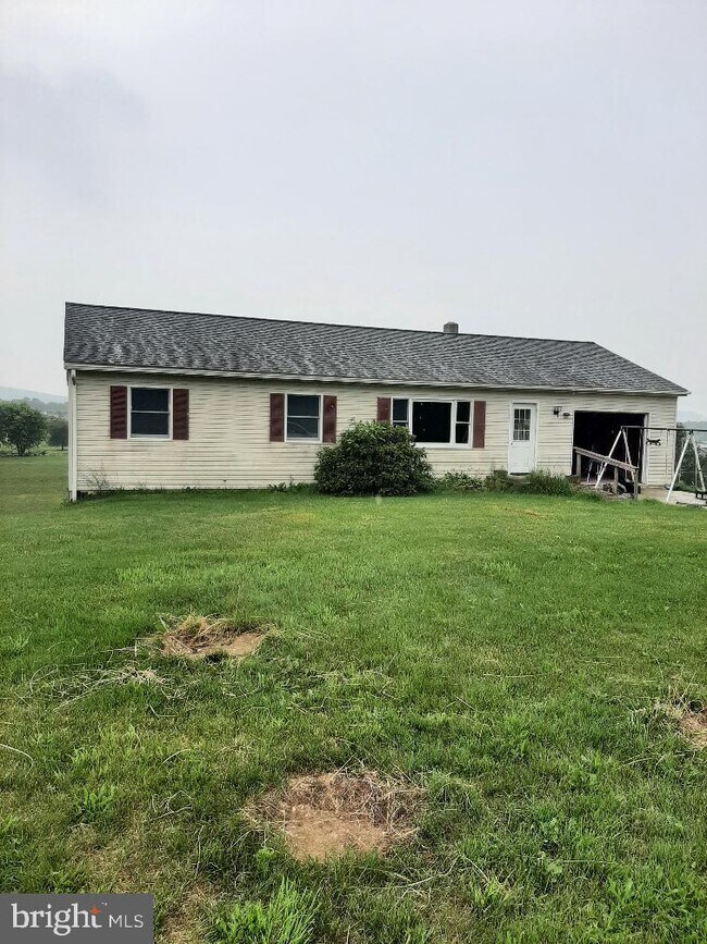 Building Photo - 533 Reisinger Rd