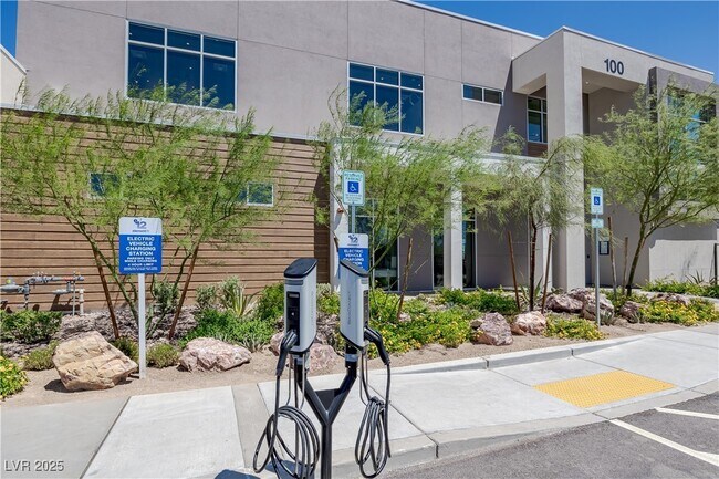 Building Photo - 100 E Warm Springs Rd