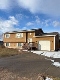 Building Photo - 4 BED | 2 BATH | SINGLE GARAGE | RAPID VALLEY