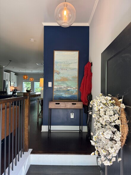 Front Entrace - 1235 Morton Trce SE