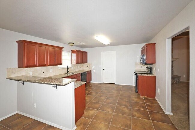 Building Photo - 8300 Irvington Ct