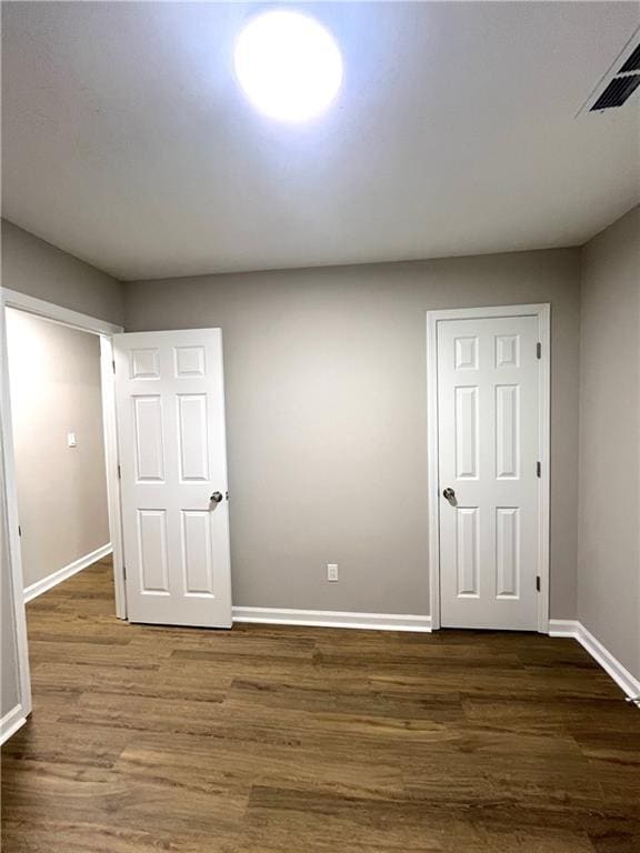 Building Photo - 5843 Summerglen Ln