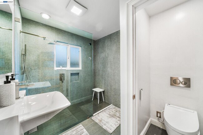 Building Photo - 4262 Tamur Ct