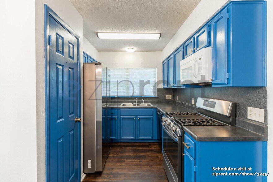 Building Photo - 4708 Carsonhill Dr