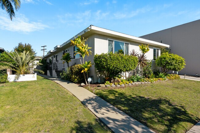 Building Photo - 7924 Airport Blvd