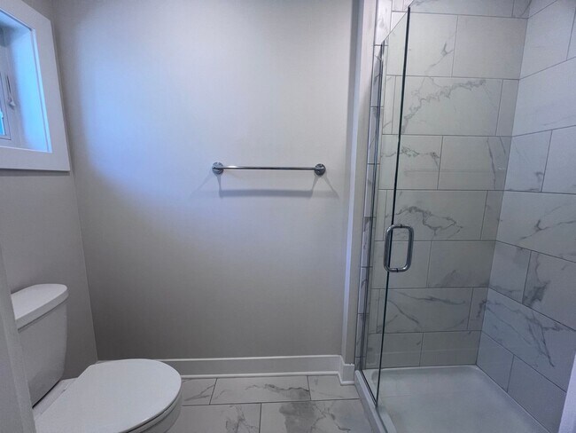 Building Photo - Two Bedroom Condo on Lookout Hill in Grand...