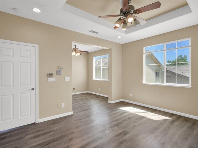 Building Photo - 4312 Middlefield Dr