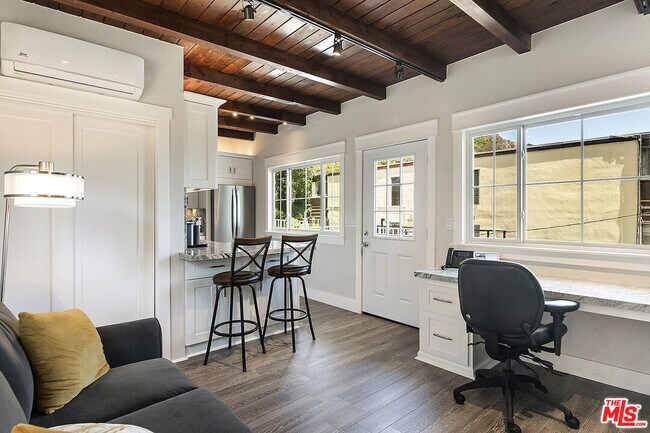 Building Photo - 3908 Las Flores Canyon Rd