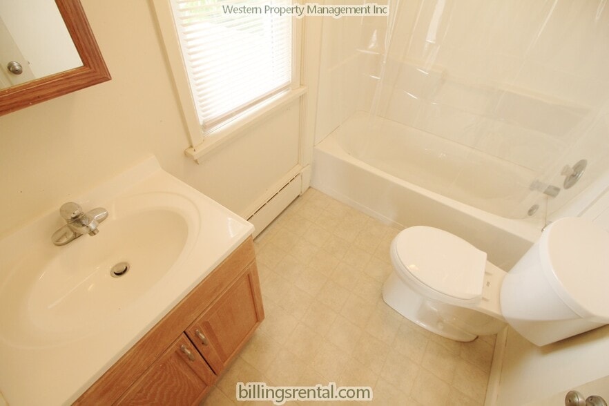 Bathroom - 711 Avenue B