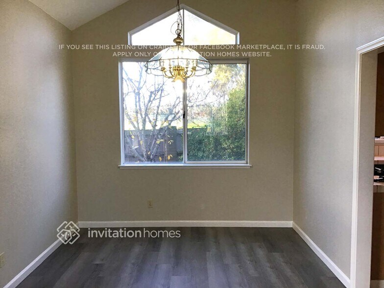 Building Photo - 1109 Coulter Ct