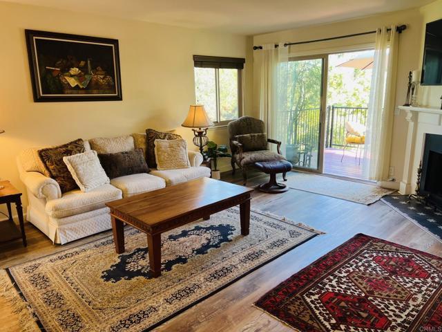 Building Photo - 3158 Avenida Topanga