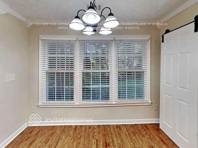 Building Photo - 9008 Mallory Ln