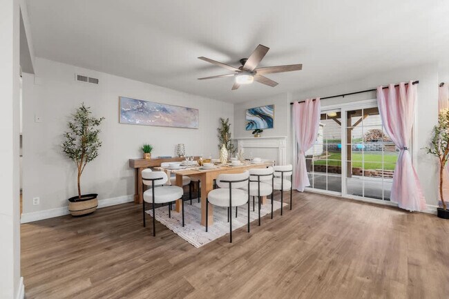 Building Photo - 13075 Old West Ave