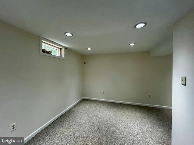 Building Photo - 4574 White Oak Ln